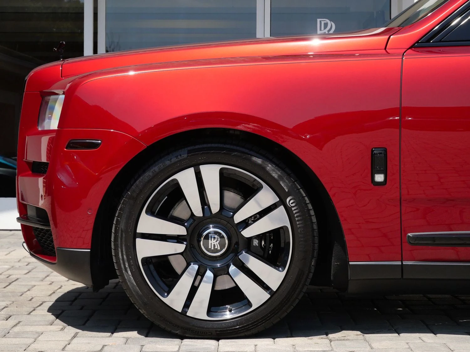 2023 Rolls-Royce Cullinan for sale, exterior, Red