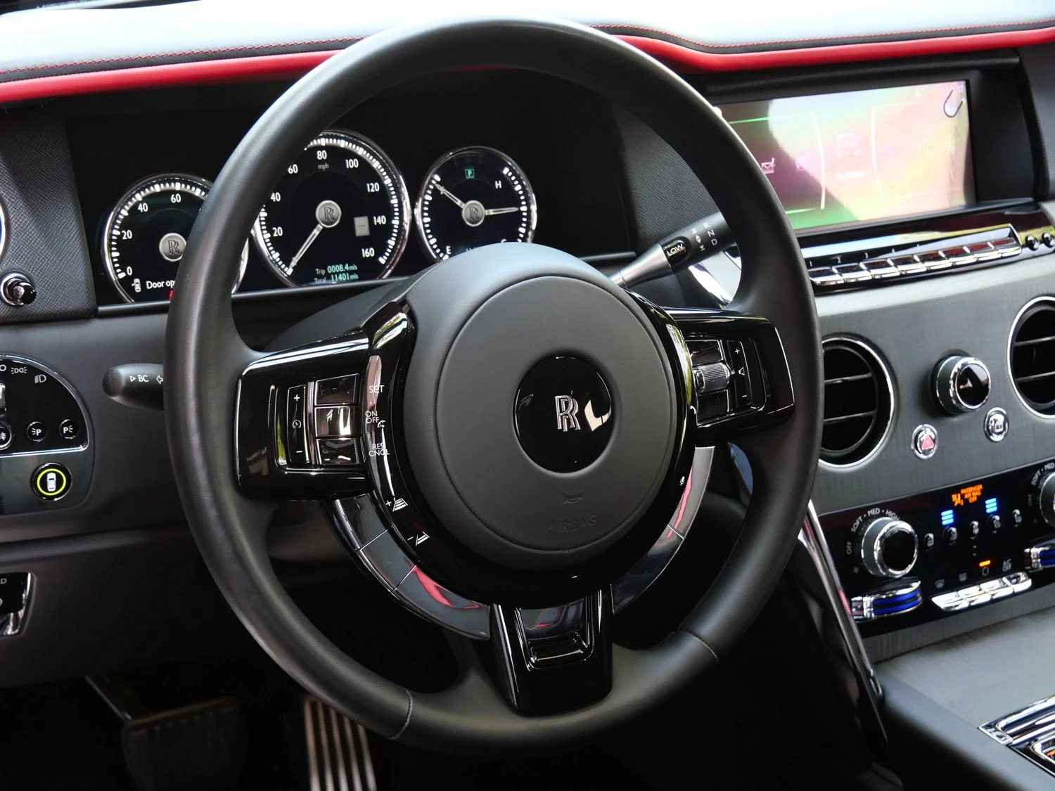 2023 Rolls-Royce Cullinan interior, Black