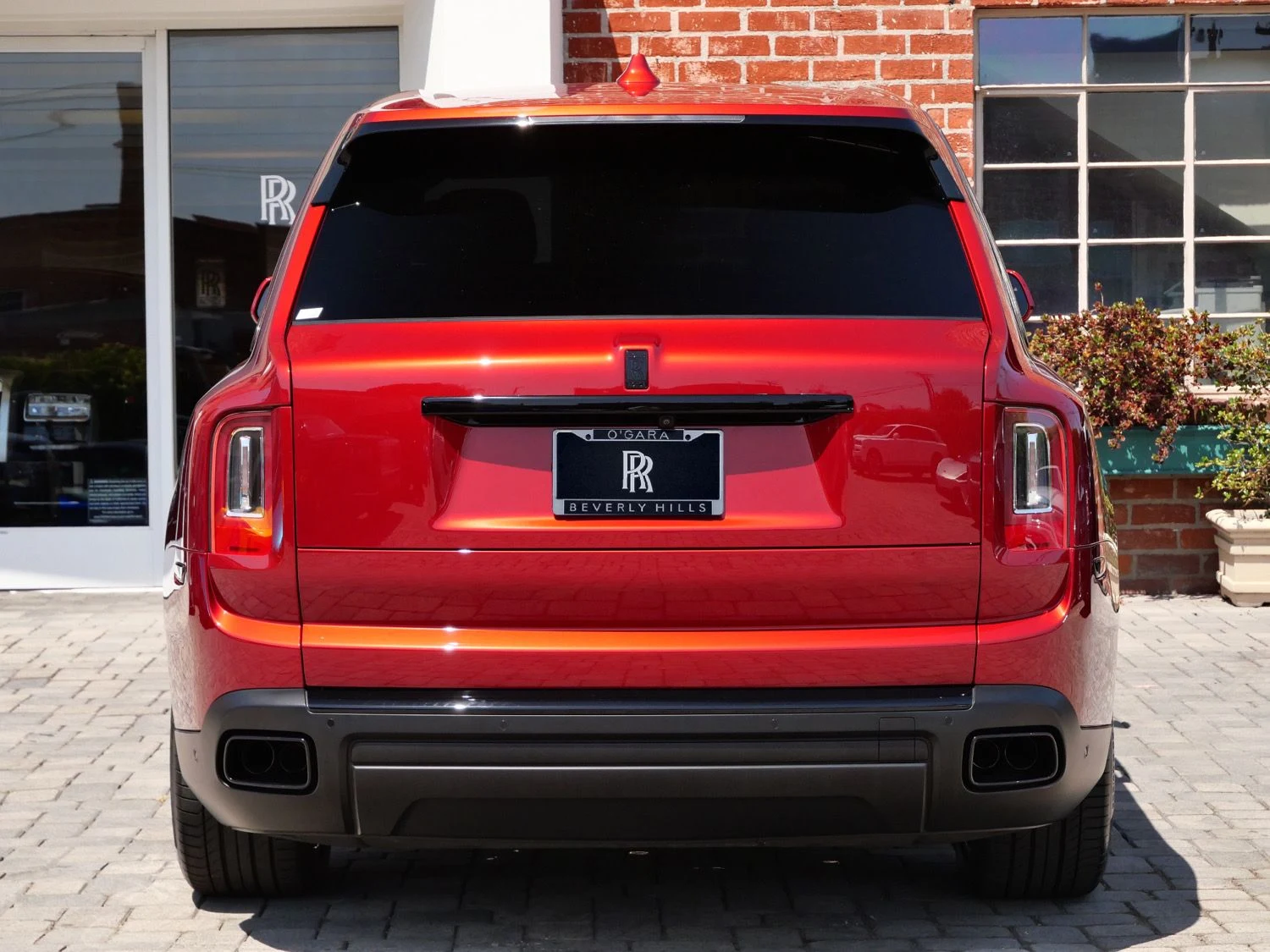 2023 Rolls-Royce Cullinan for sale, exterior, Red