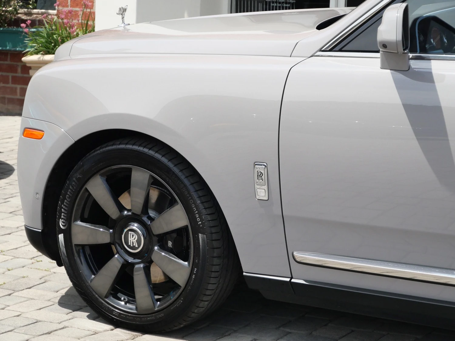 2024 Rolls-Royce Cullinan for sale, exterior, Grey