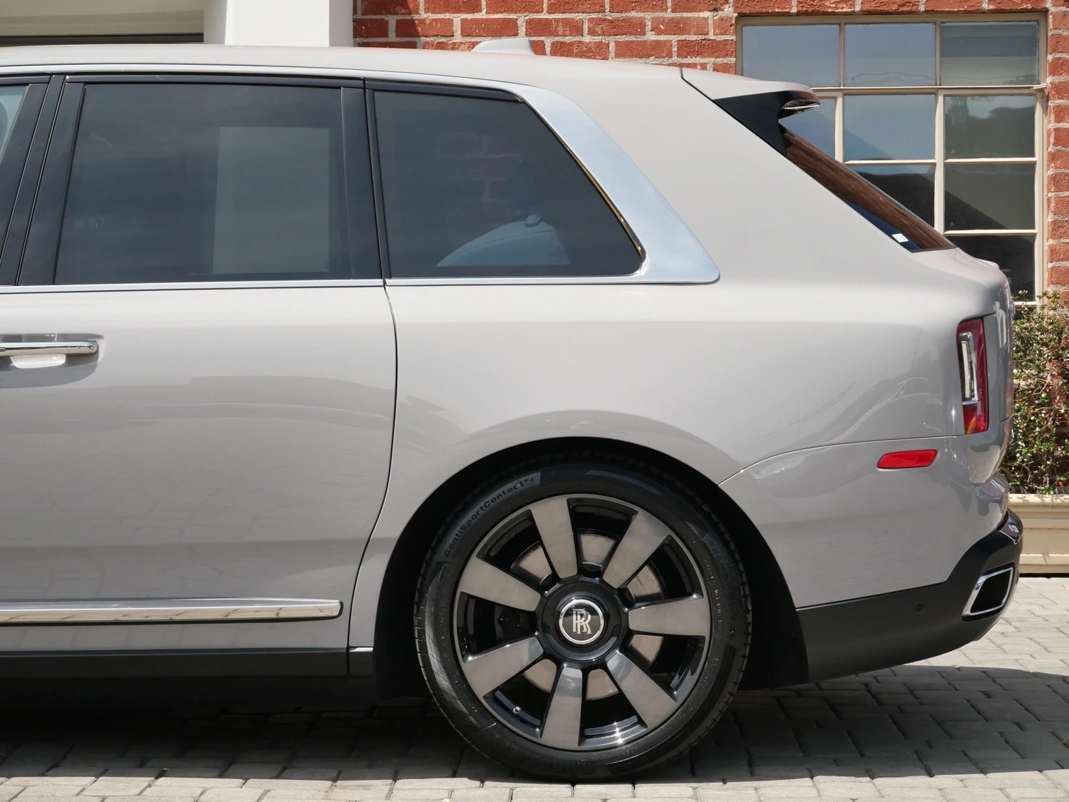 2024 Rolls-Royce Cullinan for sale, exterior, Grey