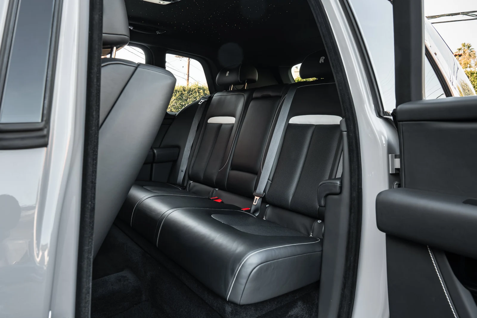 2024 Rolls-Royce Cullinan interior, seats, Black