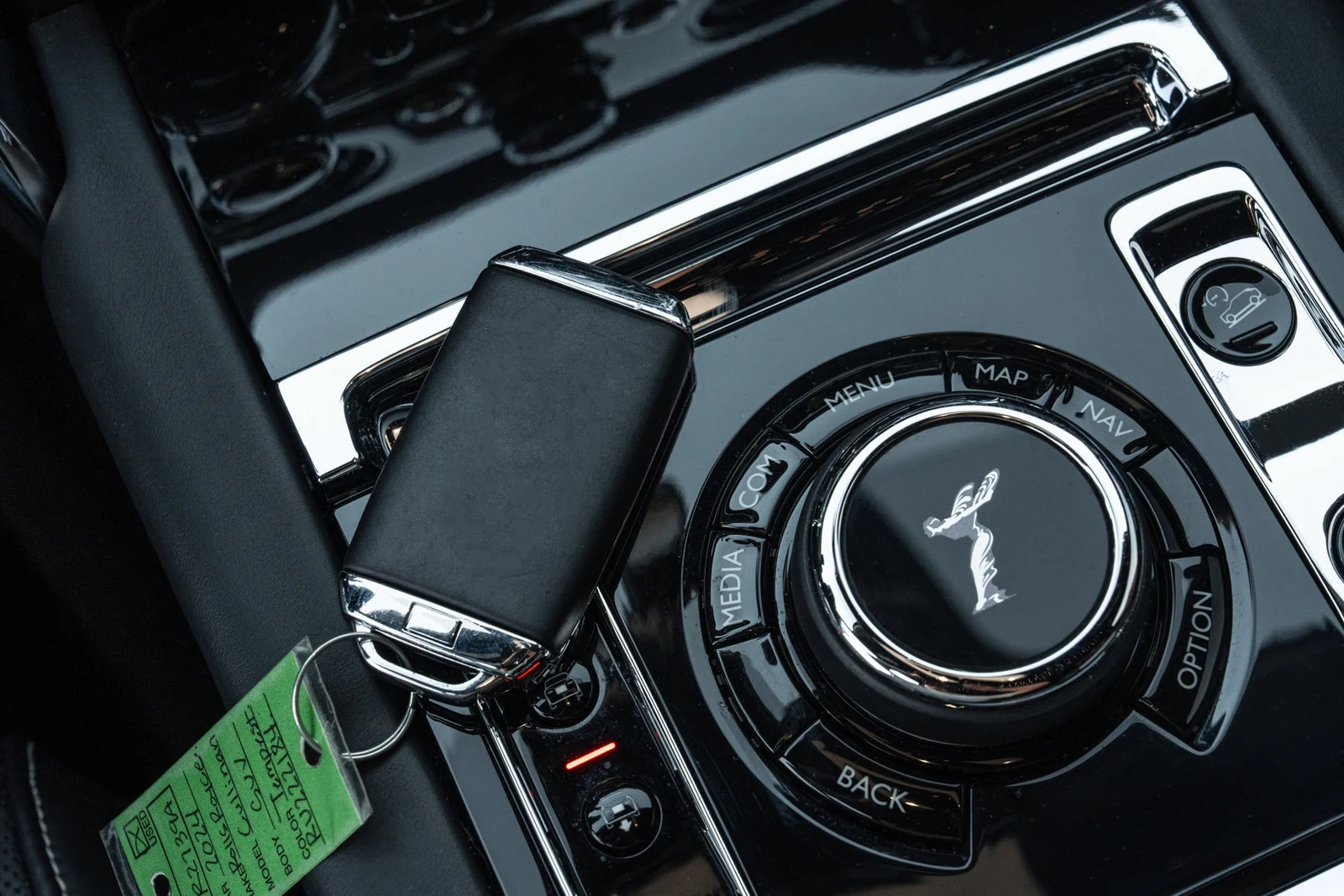 2024 Rolls-Royce Cullinan for sale, photo 16 of 30