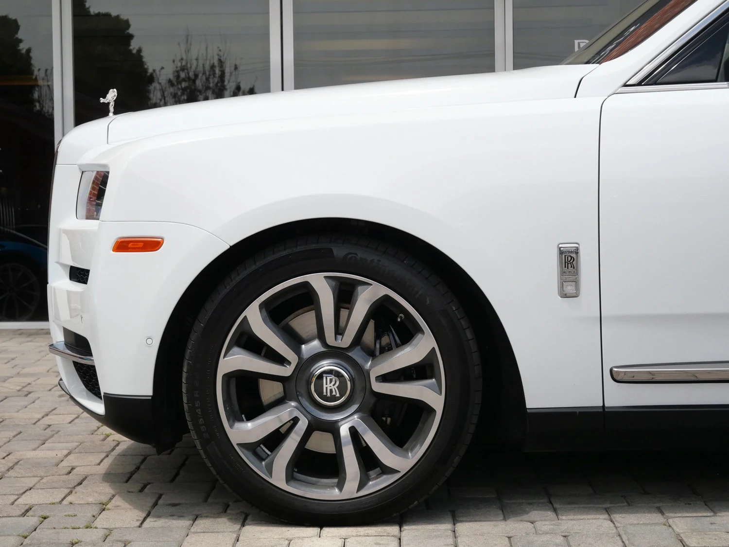 2024 Rolls-Royce Cullinan for sale, exterior, White