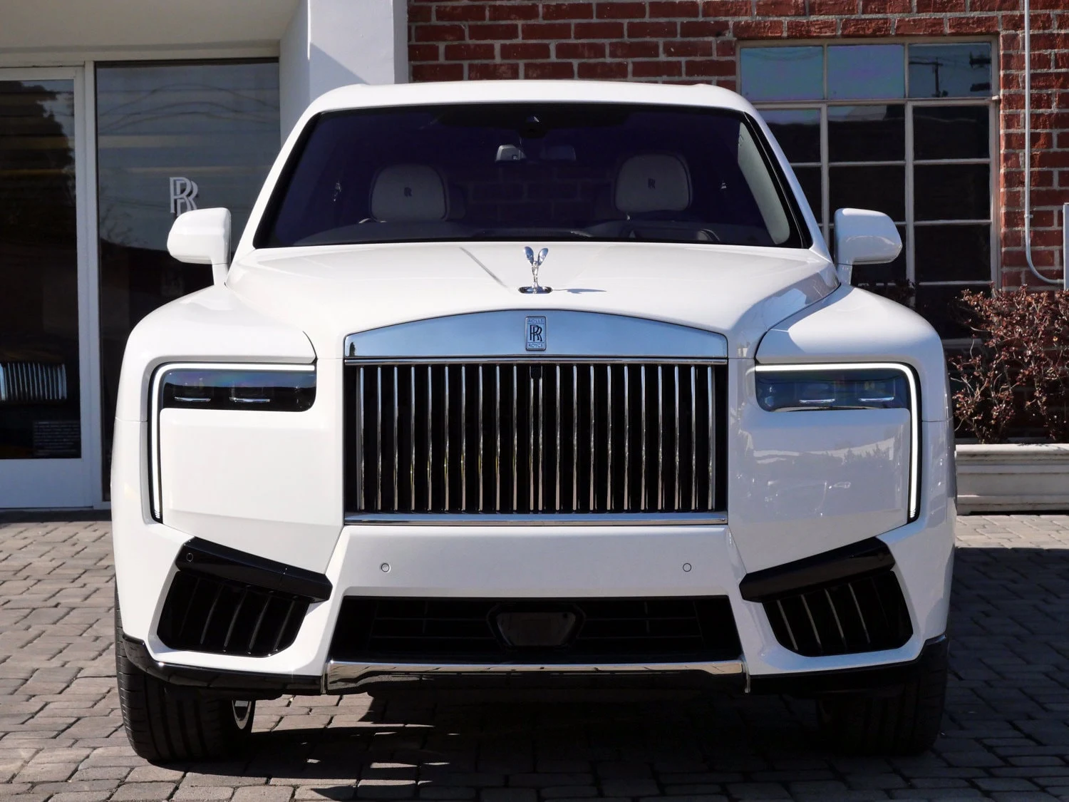 2025 Rolls-Royce Cullinan for sale, exterior, White