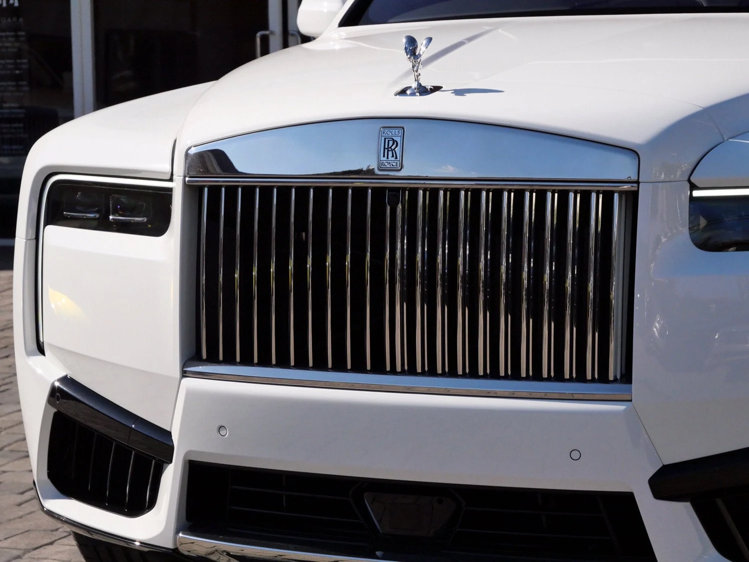 2025 Rolls-Royce Cullinan for sale, exterior, White