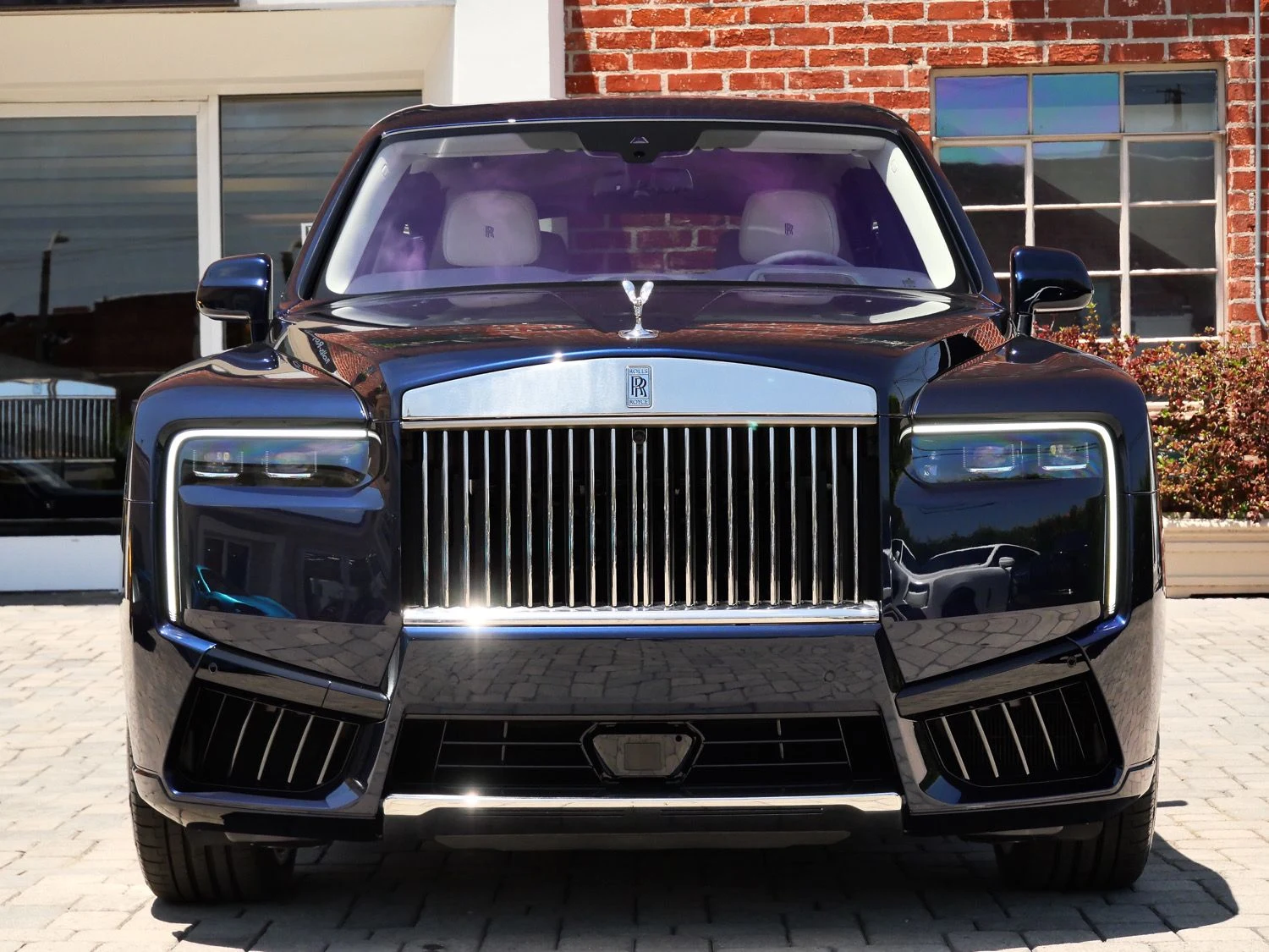 2027 Rolls-Royce Cullinan for sale, exterior, Blue