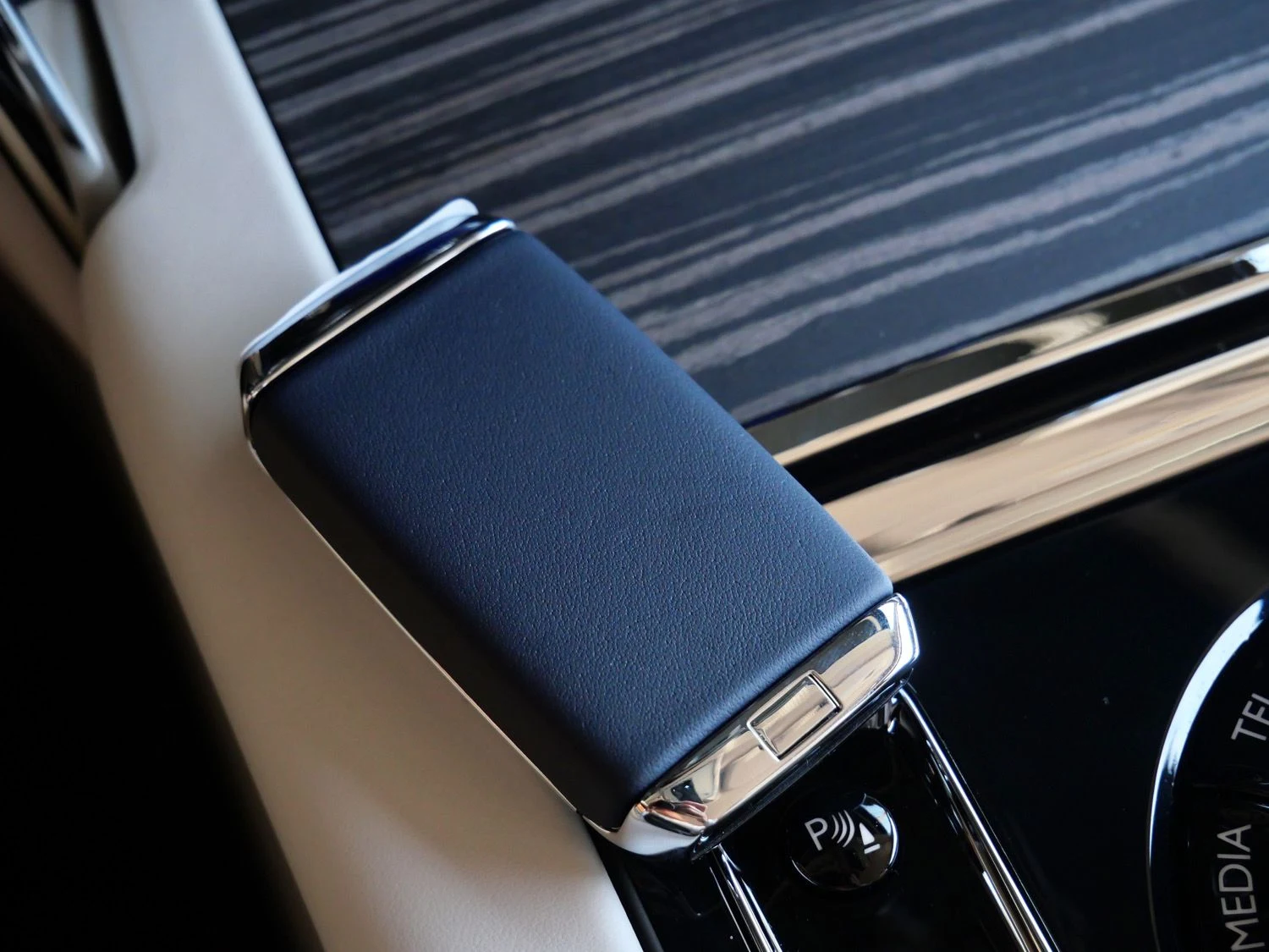 2027 Rolls-Royce Cullinan for sale, photo 15 of 30