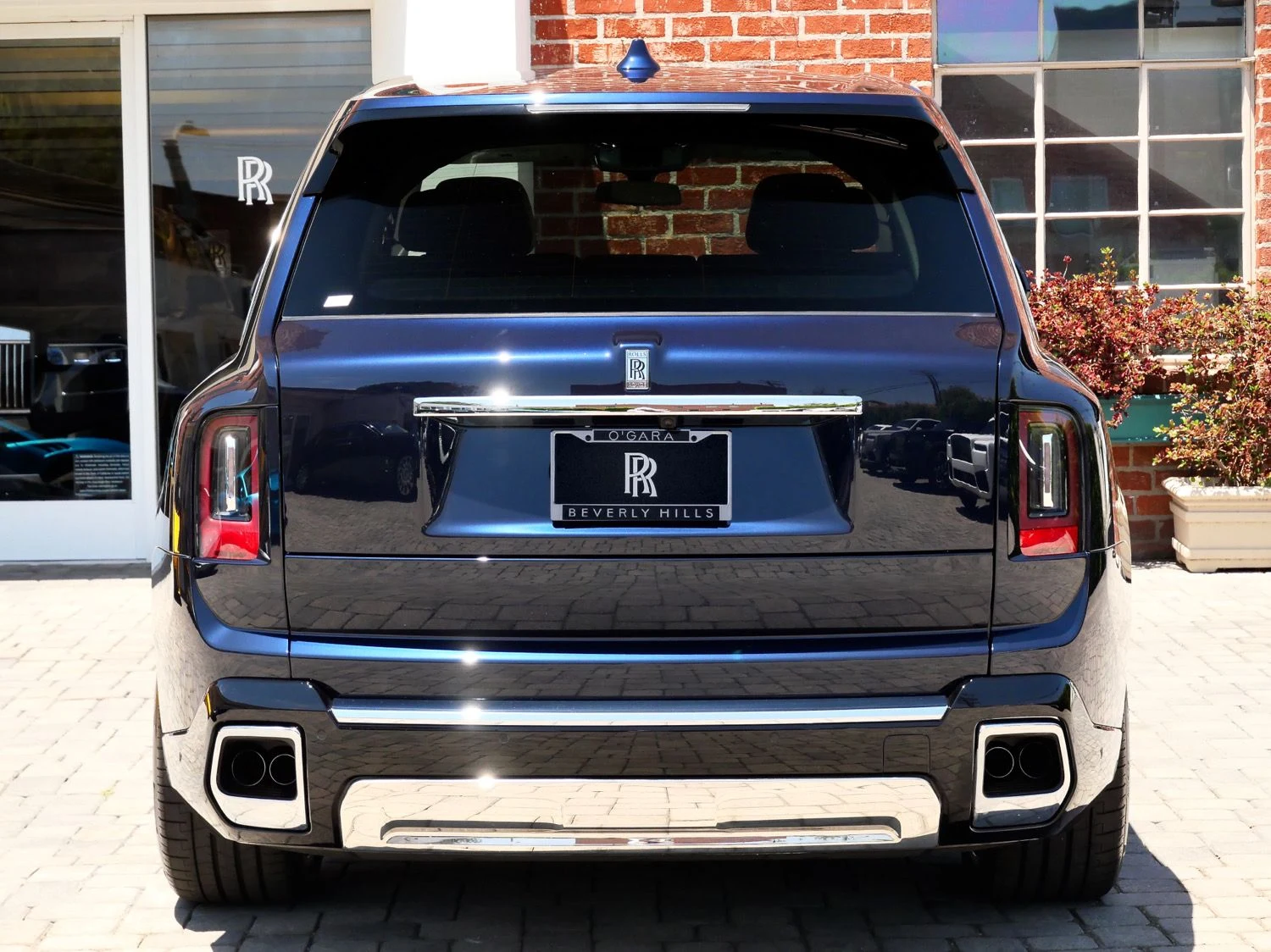 2027 Rolls-Royce Cullinan for sale, exterior, Blue