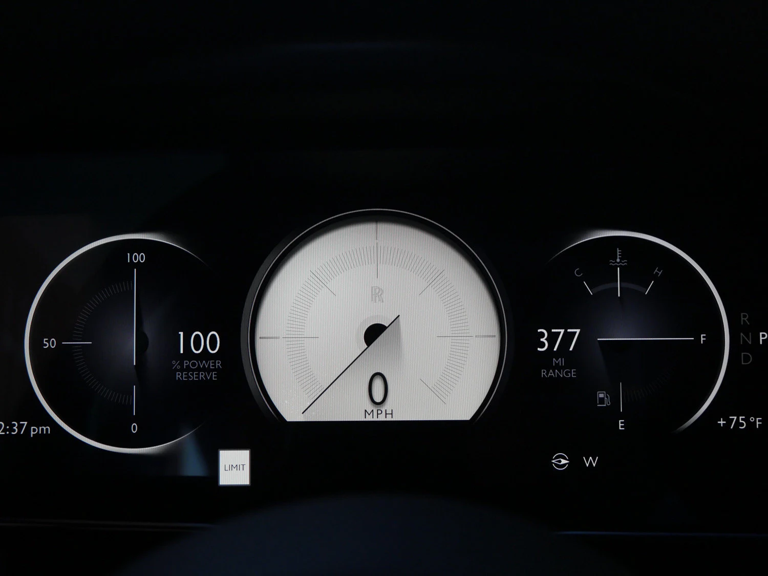 2027 Rolls-Royce Cullinan interior, Black