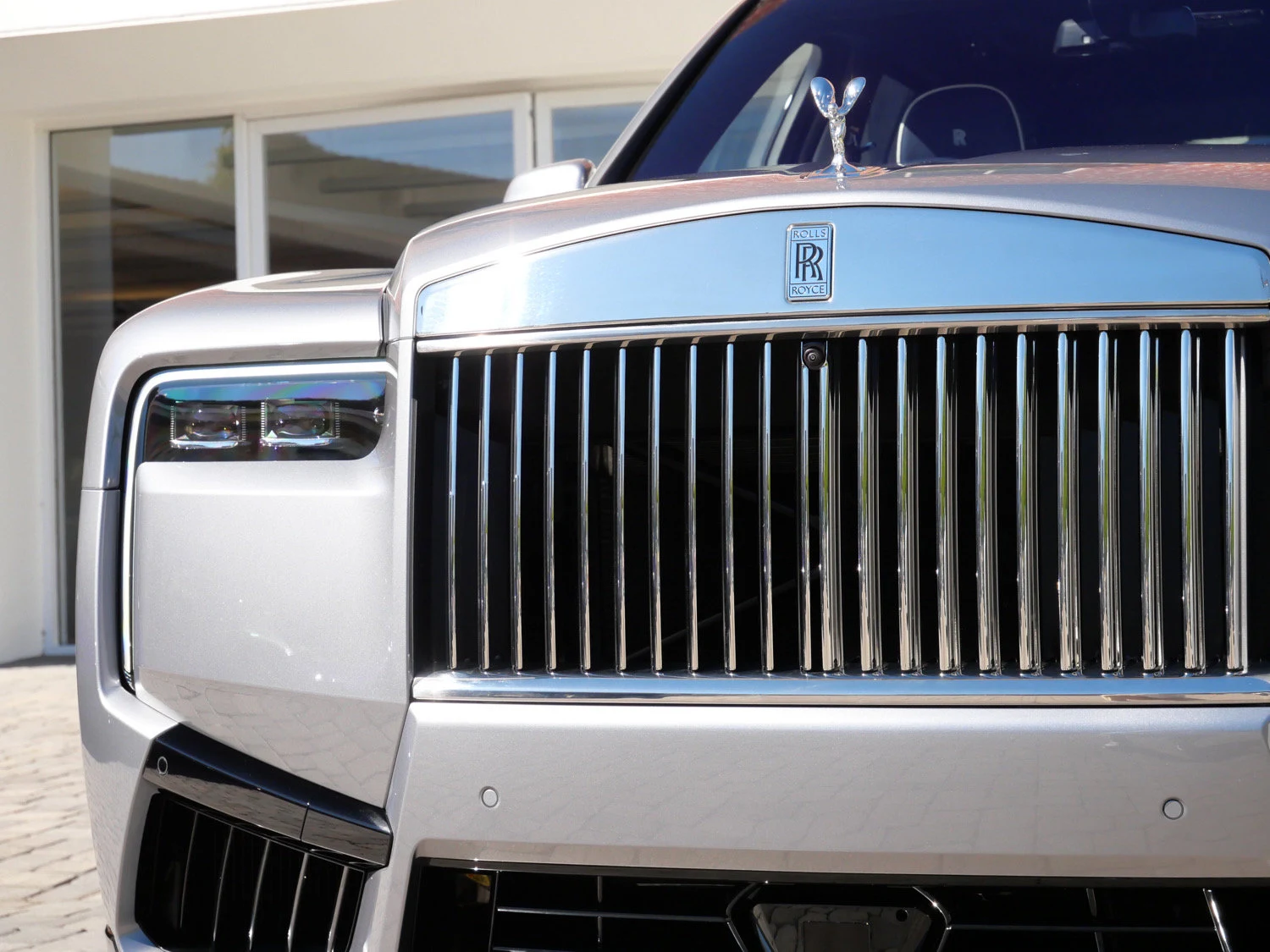2027 Rolls-Royce Cullinan for sale, exterior, Silver