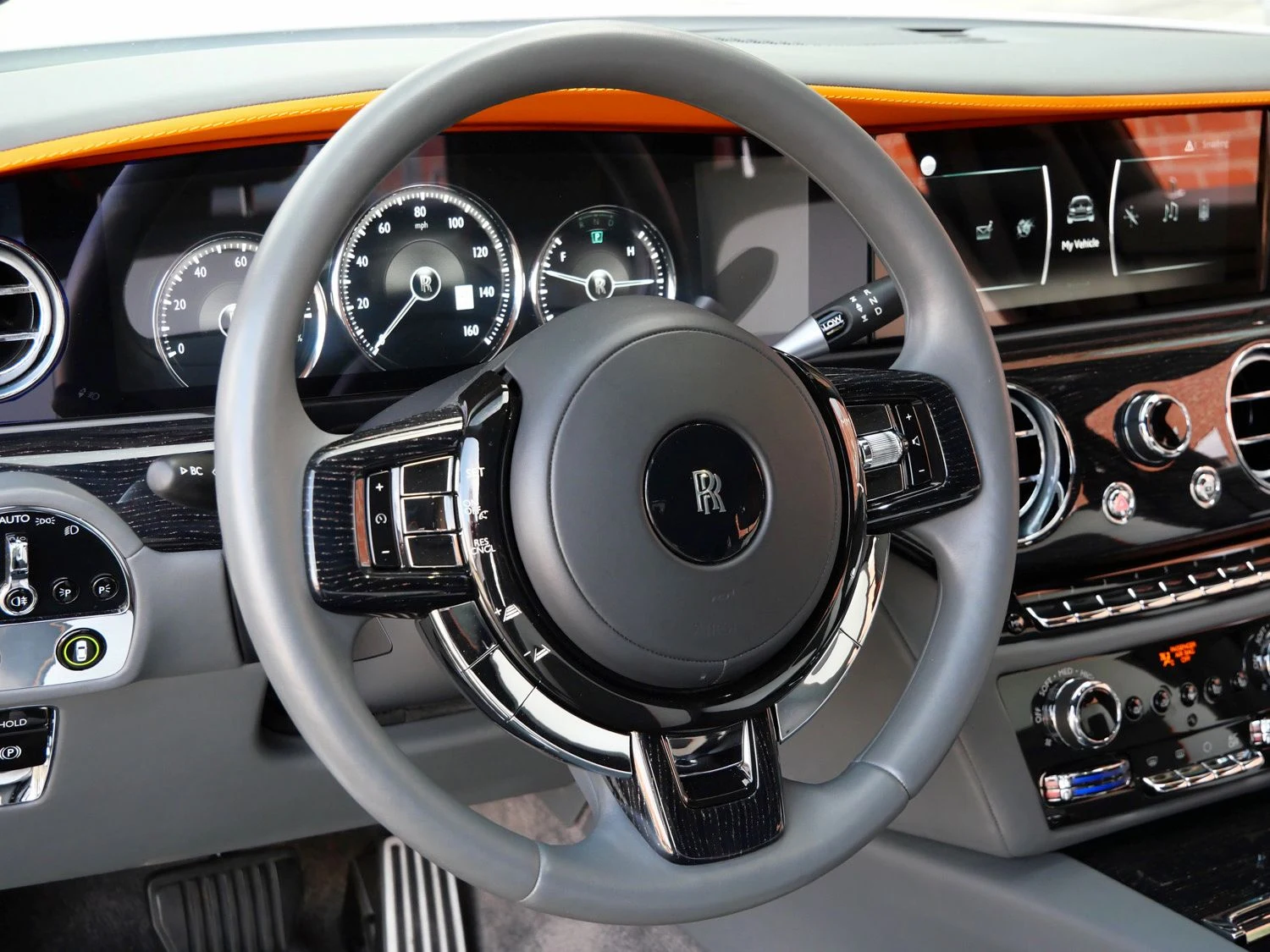 2021 Rolls-Royce Ghost interior, Arctic White