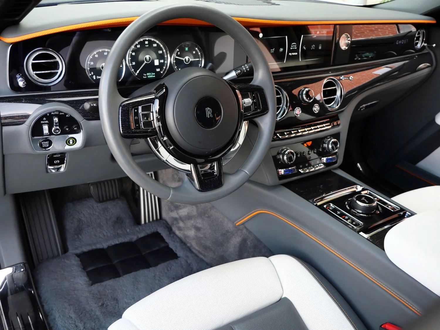 2021 Rolls-Royce Ghost interior, dashboard, Arctic White