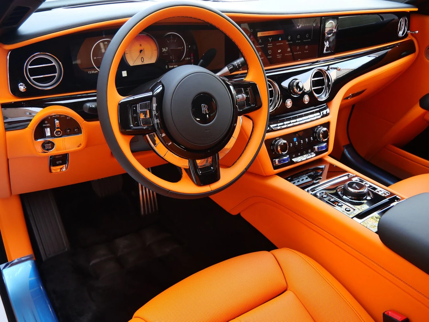 2026 Rolls-Royce Ghost interior, dashboard, Mandarin