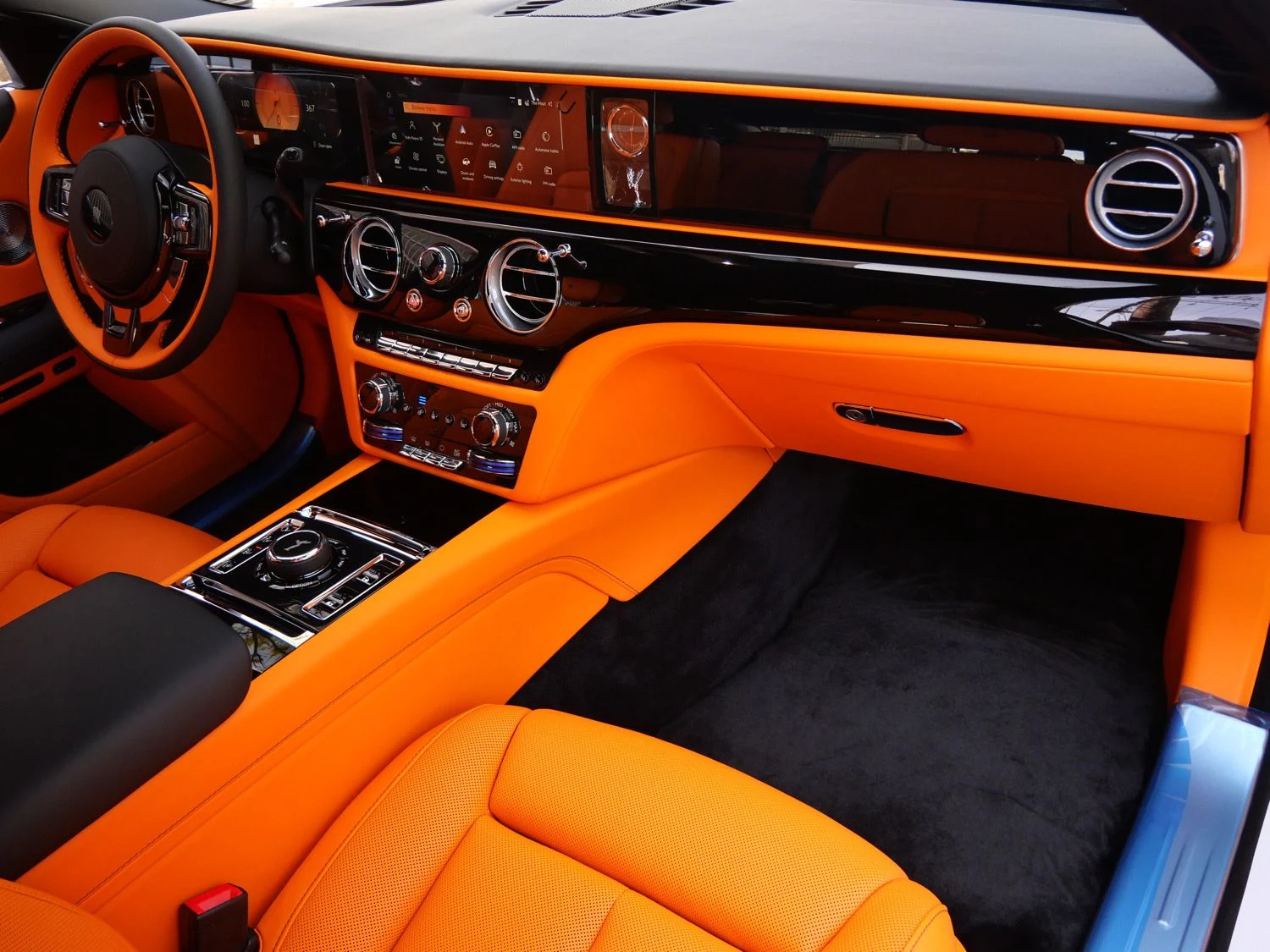 2026 Rolls-Royce Ghost interior, Mandarin