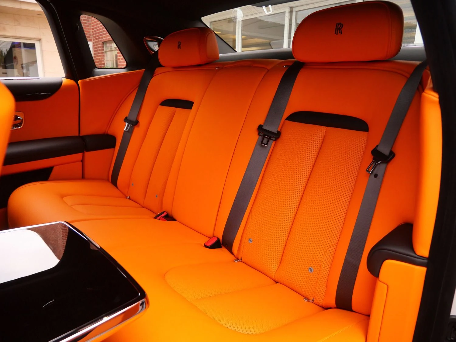 2027 Rolls-Royce Ghost interior, seats, Mandarin