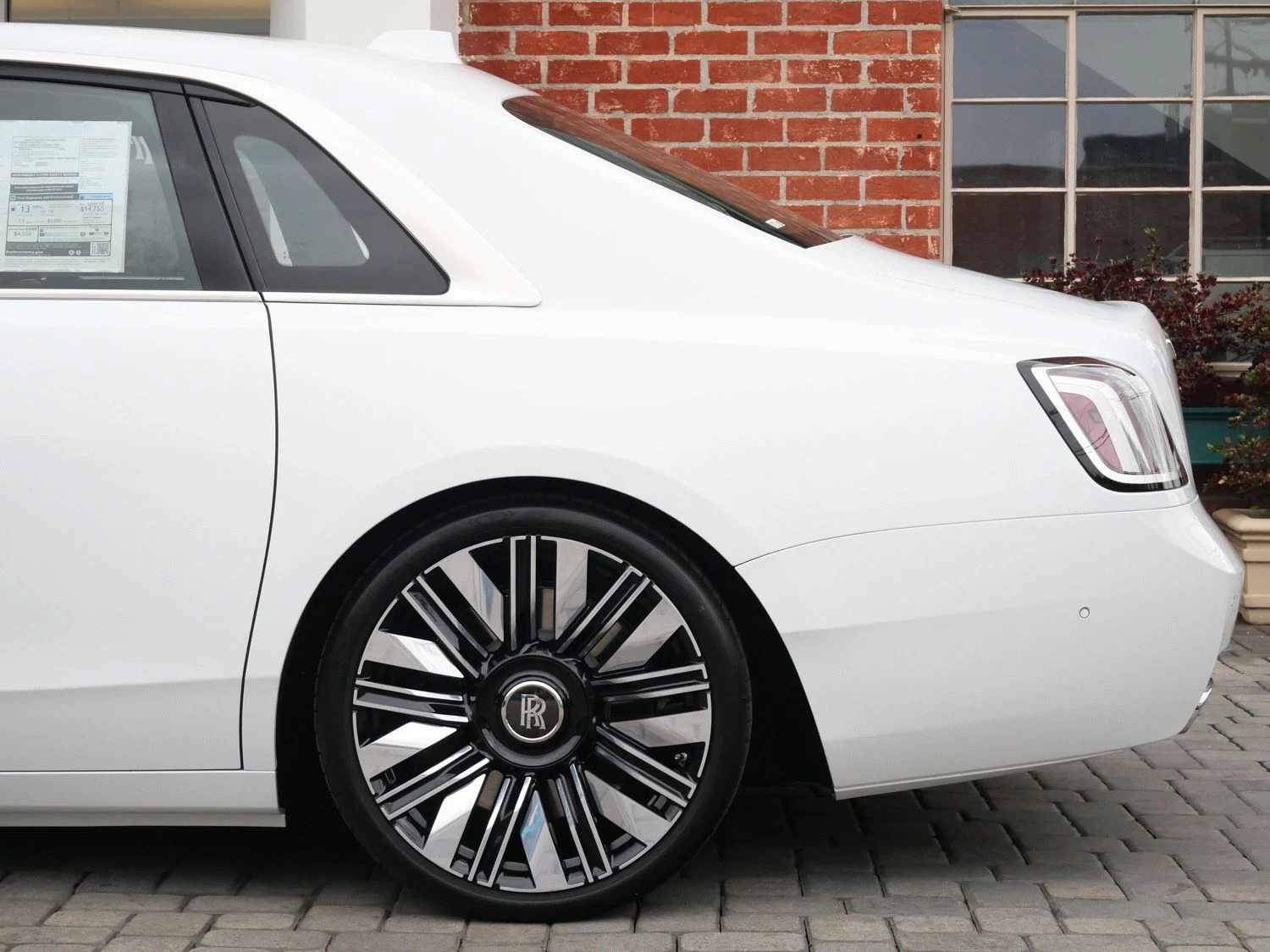 2027 Rolls-Royce Ghost for sale, exterior, White