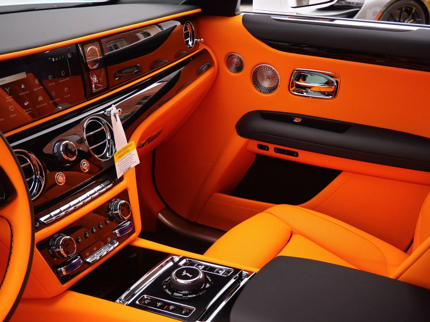 2027 Rolls-Royce Ghost interior, Mandarin