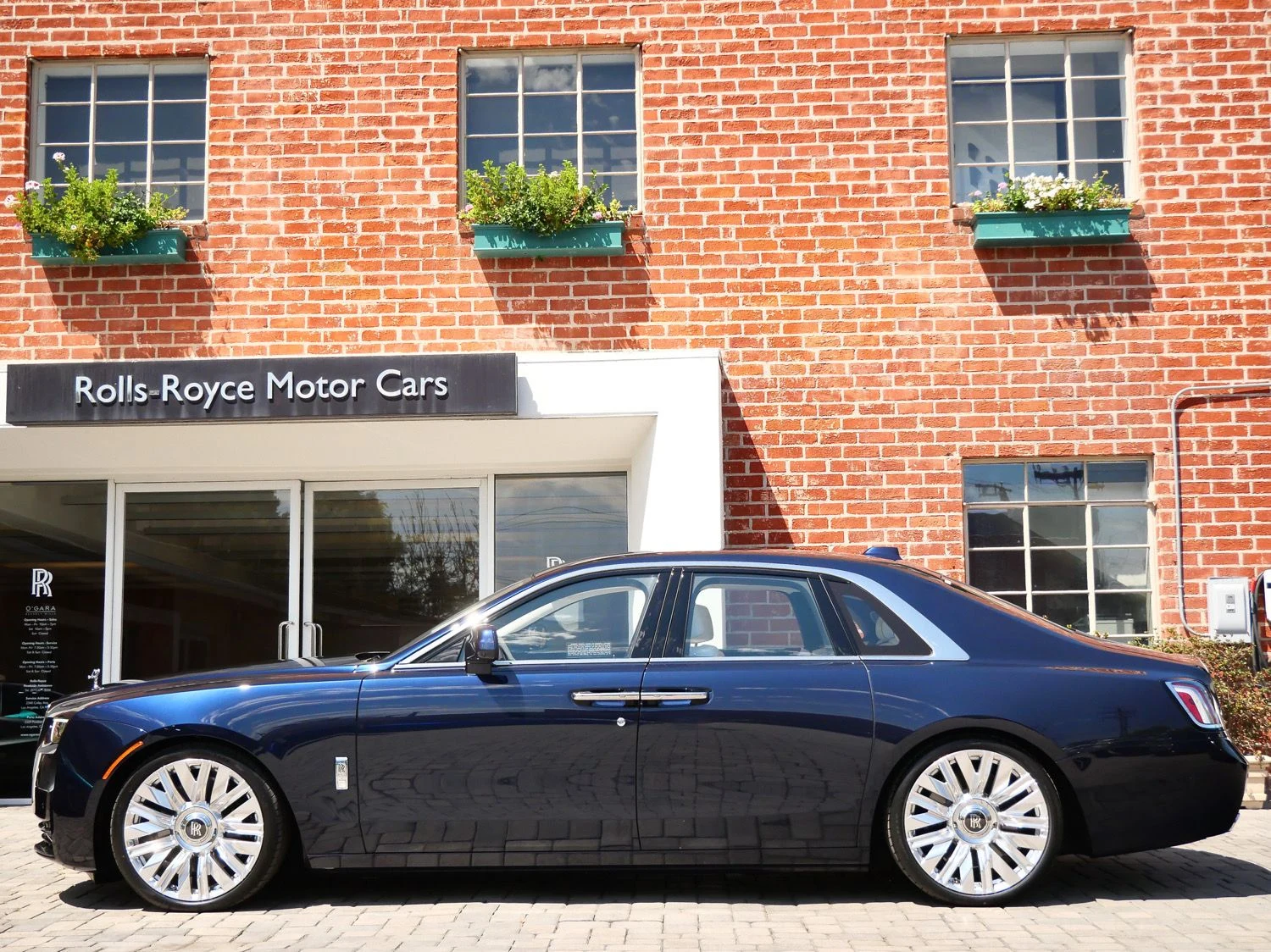 2027 Rolls-Royce Ghost for sale, exterior, Blue