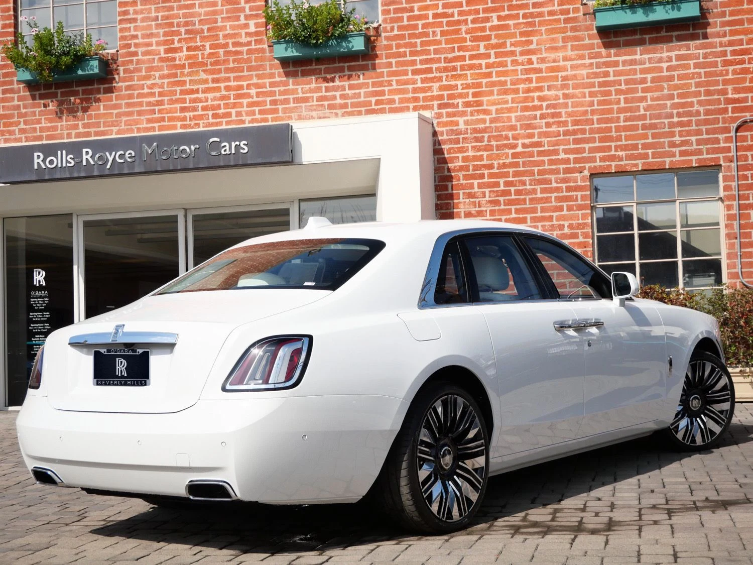 2027 Rolls-Royce Ghost for sale, exterior, White