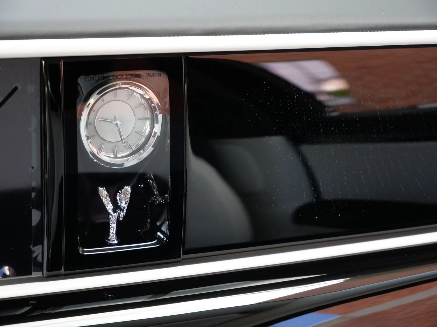 2027 Rolls-Royce Ghost interior, Grace White