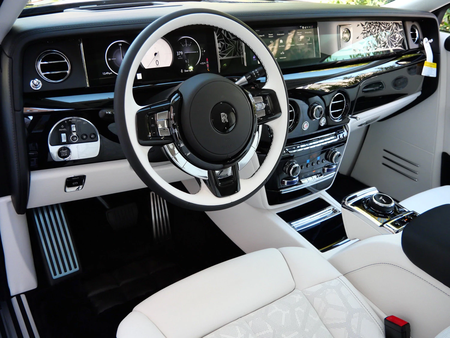 2027 Rolls-Royce Phantom interior, dashboard, Grace White