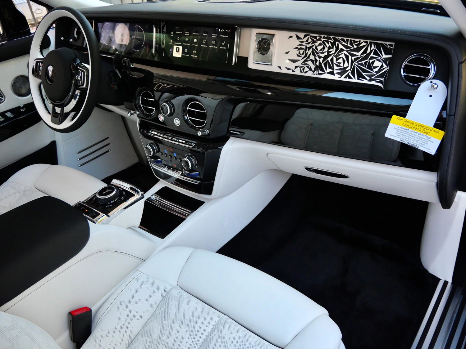 2027 Rolls-Royce Phantom interior, Grace White