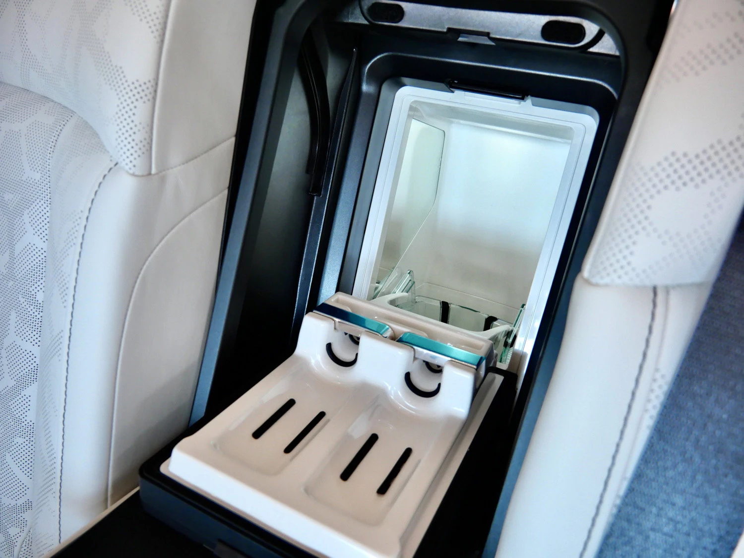 2027 Rolls-Royce Phantom for sale, photo 19 of 30