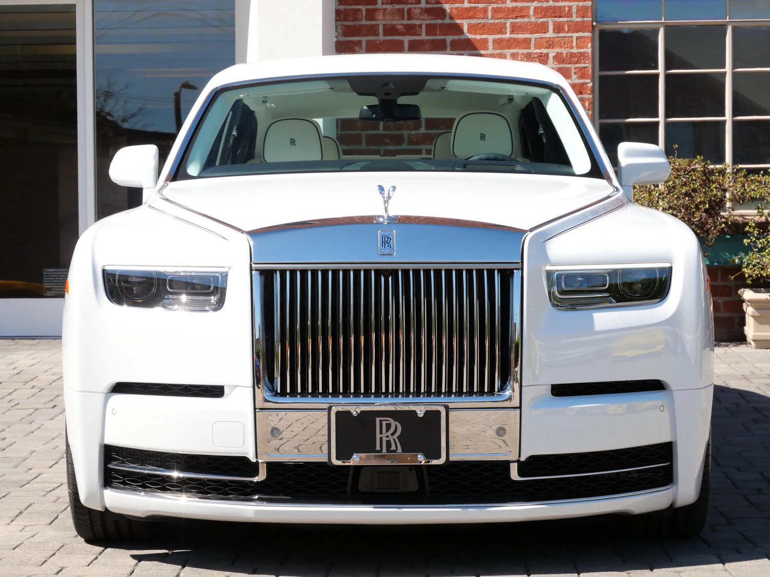 2027 Rolls-Royce Phantom for sale, exterior, White