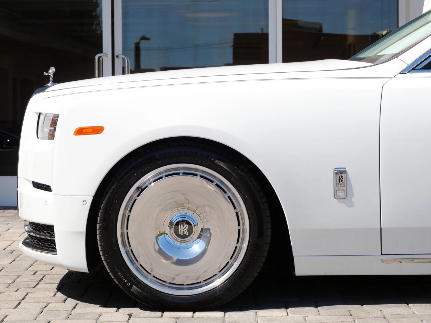 2027 Rolls-Royce Phantom for sale, exterior, White