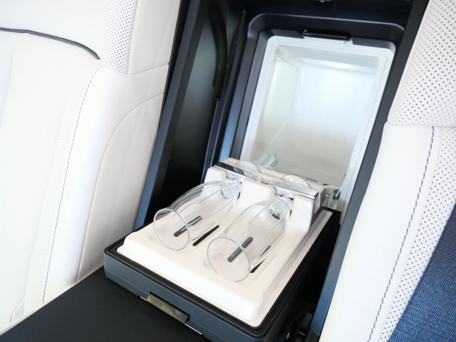 2027 Rolls-Royce Phantom for sale, photo 19 of 30