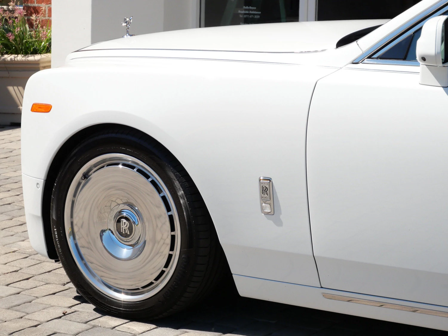 2027 Rolls-Royce Phantom for sale, exterior, White