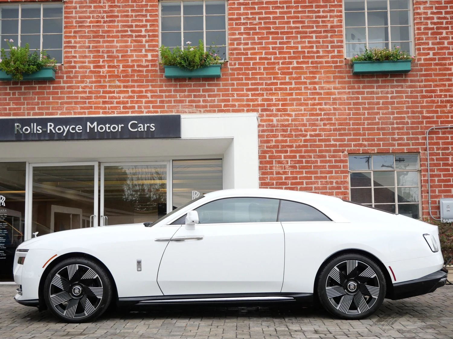 2024 Rolls-Royce Spectre for sale, exterior, White
