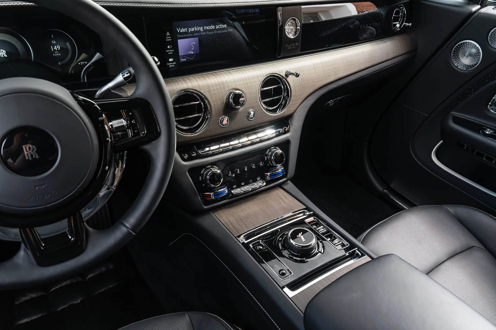 2024 Rolls-Royce Spectre interior, Black