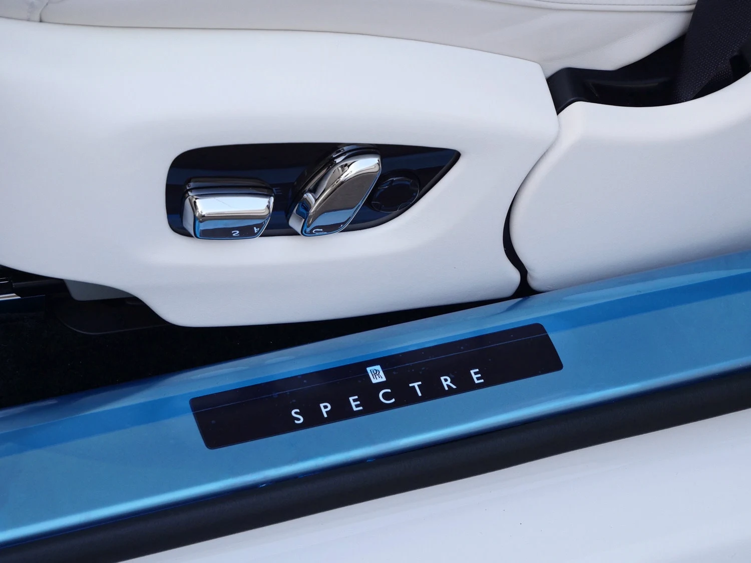 2025 Rolls-Royce Spectre for sale, photo 9 of 30