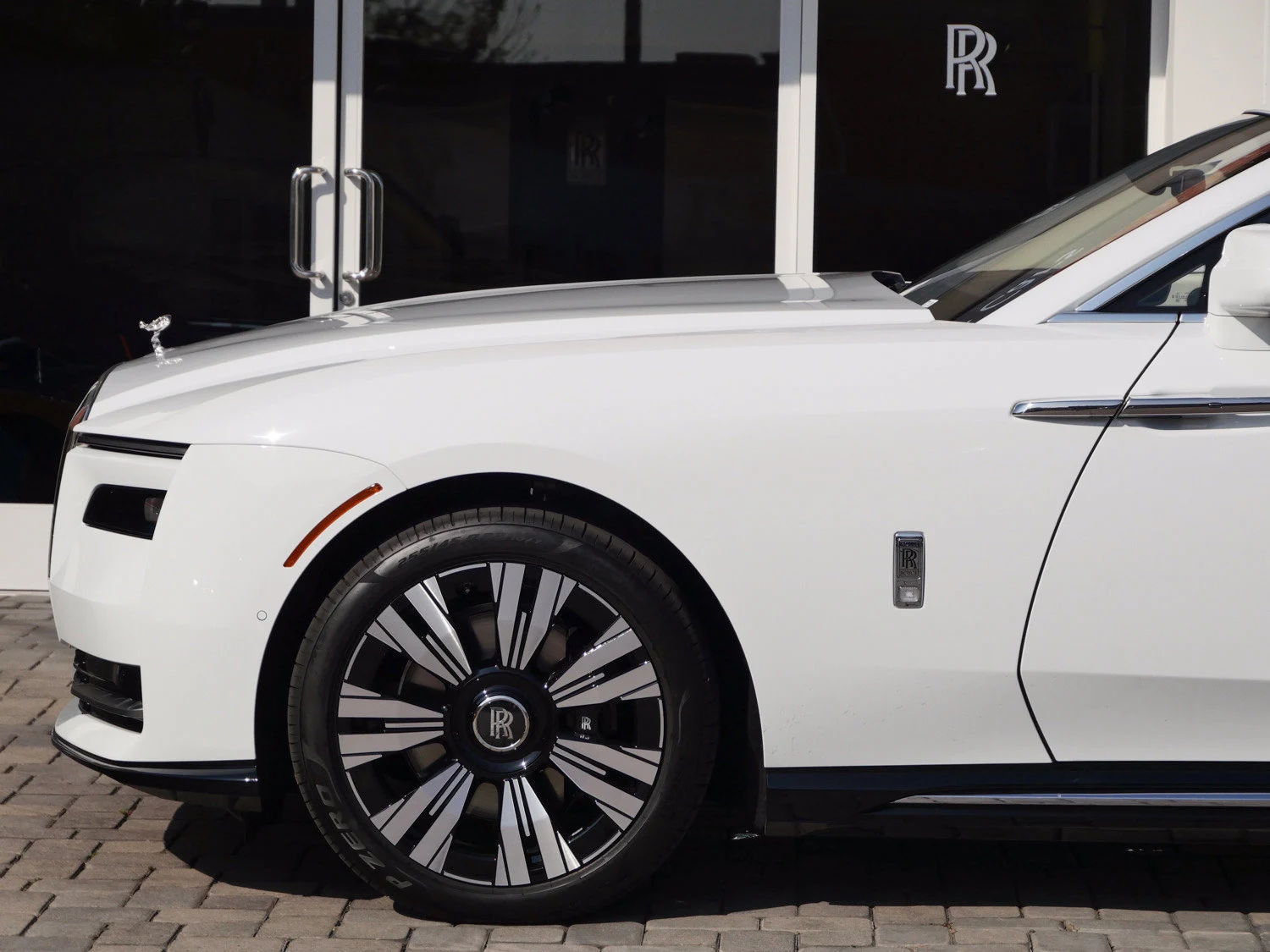 2025 Rolls-Royce Spectre for sale, exterior, White