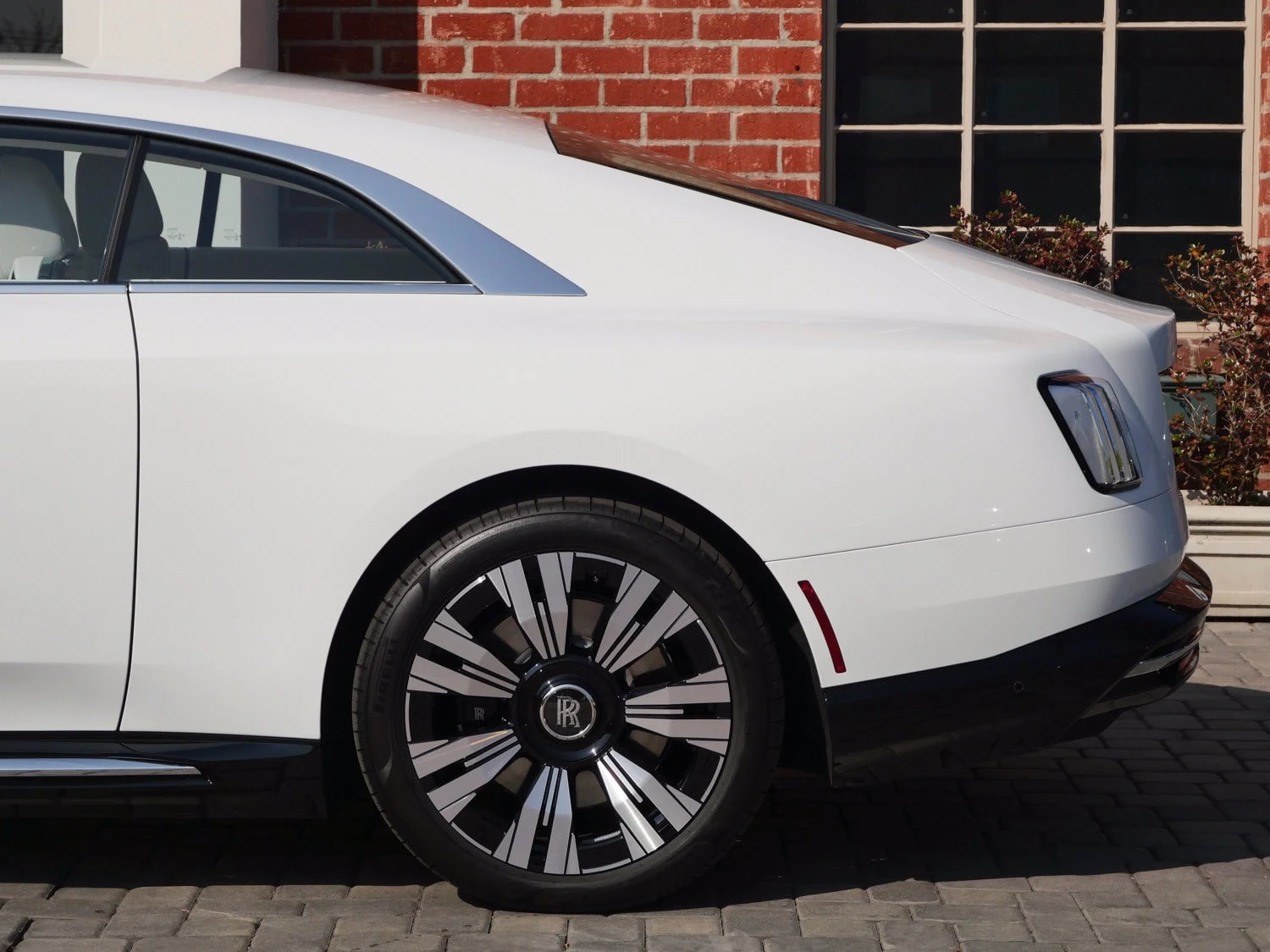 2025 Rolls-Royce Spectre for sale, exterior, White