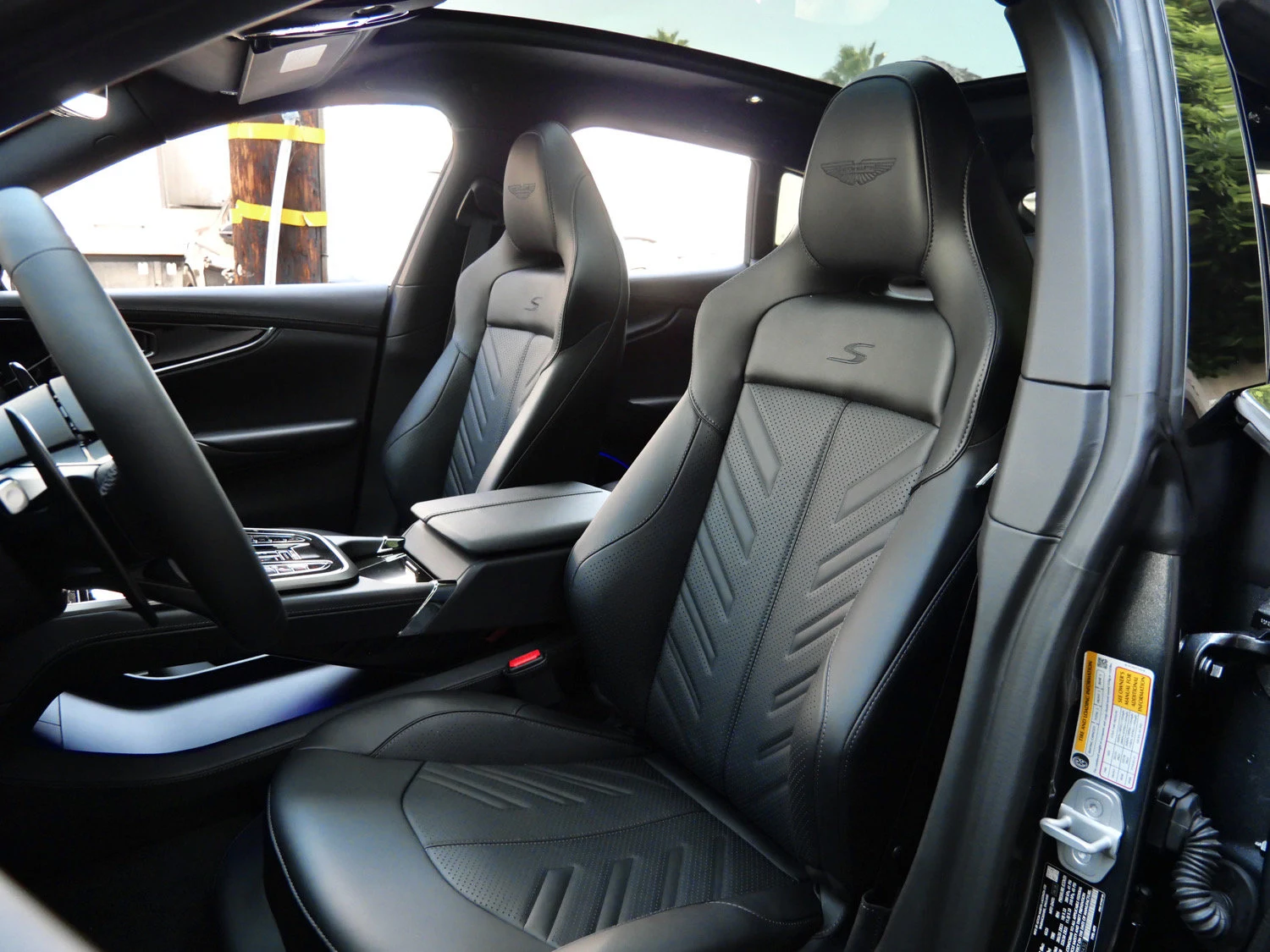 2026 Aston Martin DBX S interior, seats, Onyx Black - Semi Aniline