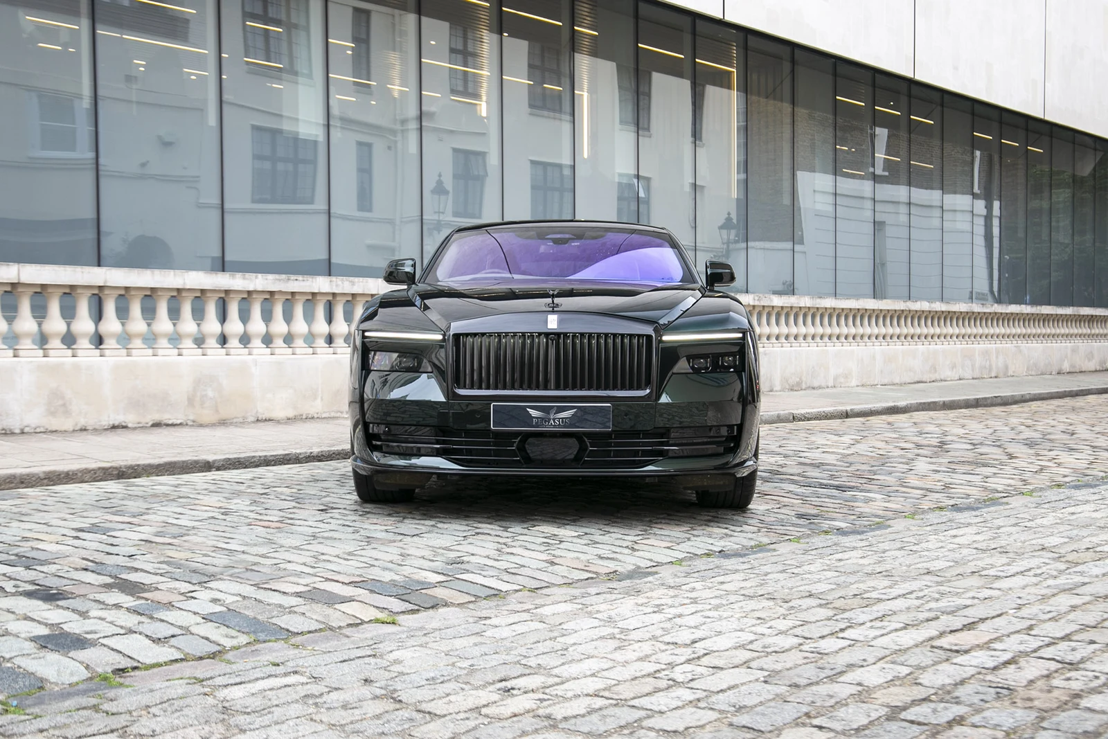 2023 Rolls-Royce Spectre, 4/10
