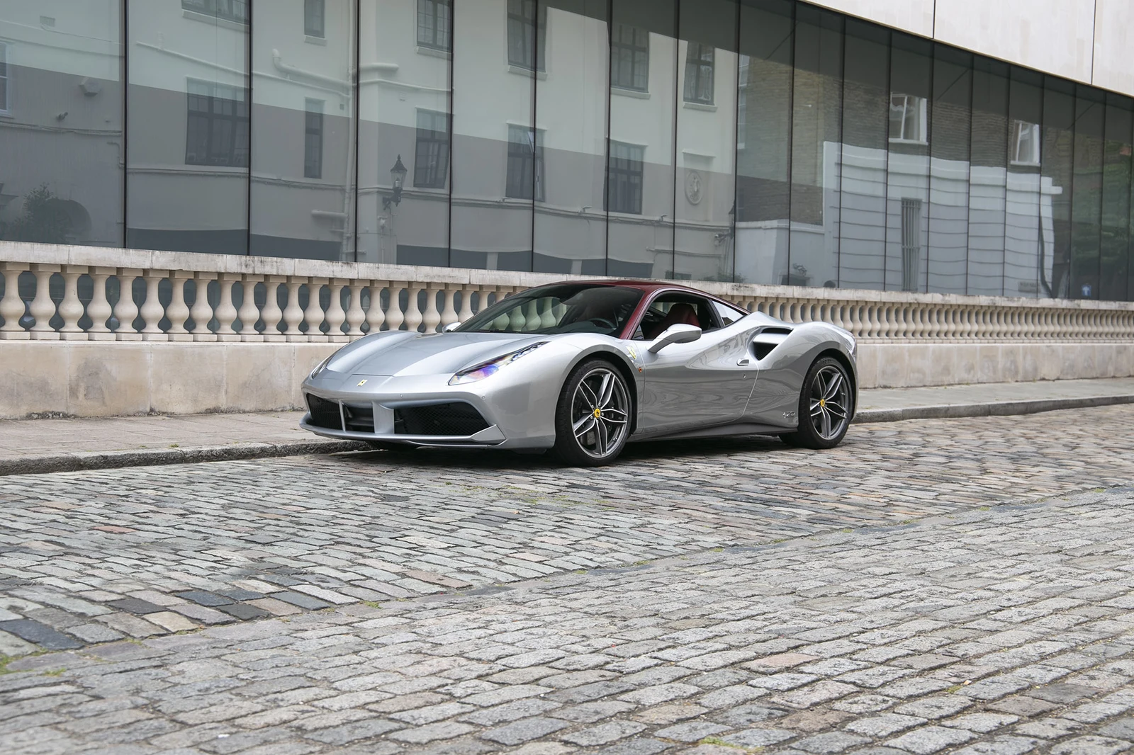 2018 Ferrari 488 GTB 70th Anniversary, 8/10