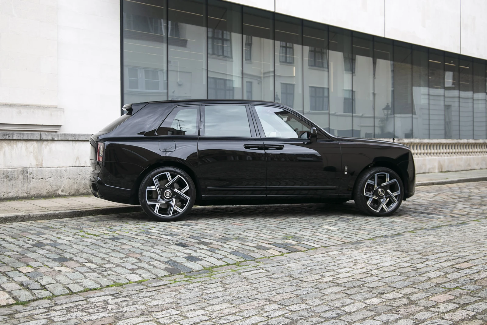 2025 Rolls-Royce Cullinan Series II, 8/10