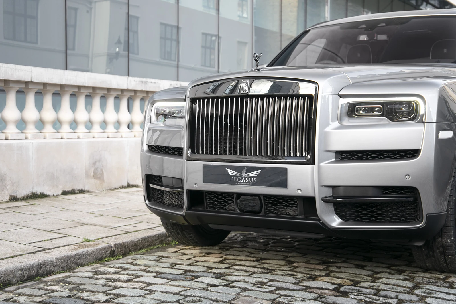 2021 Rolls-Royce Cullinan Black Badge, 3/10