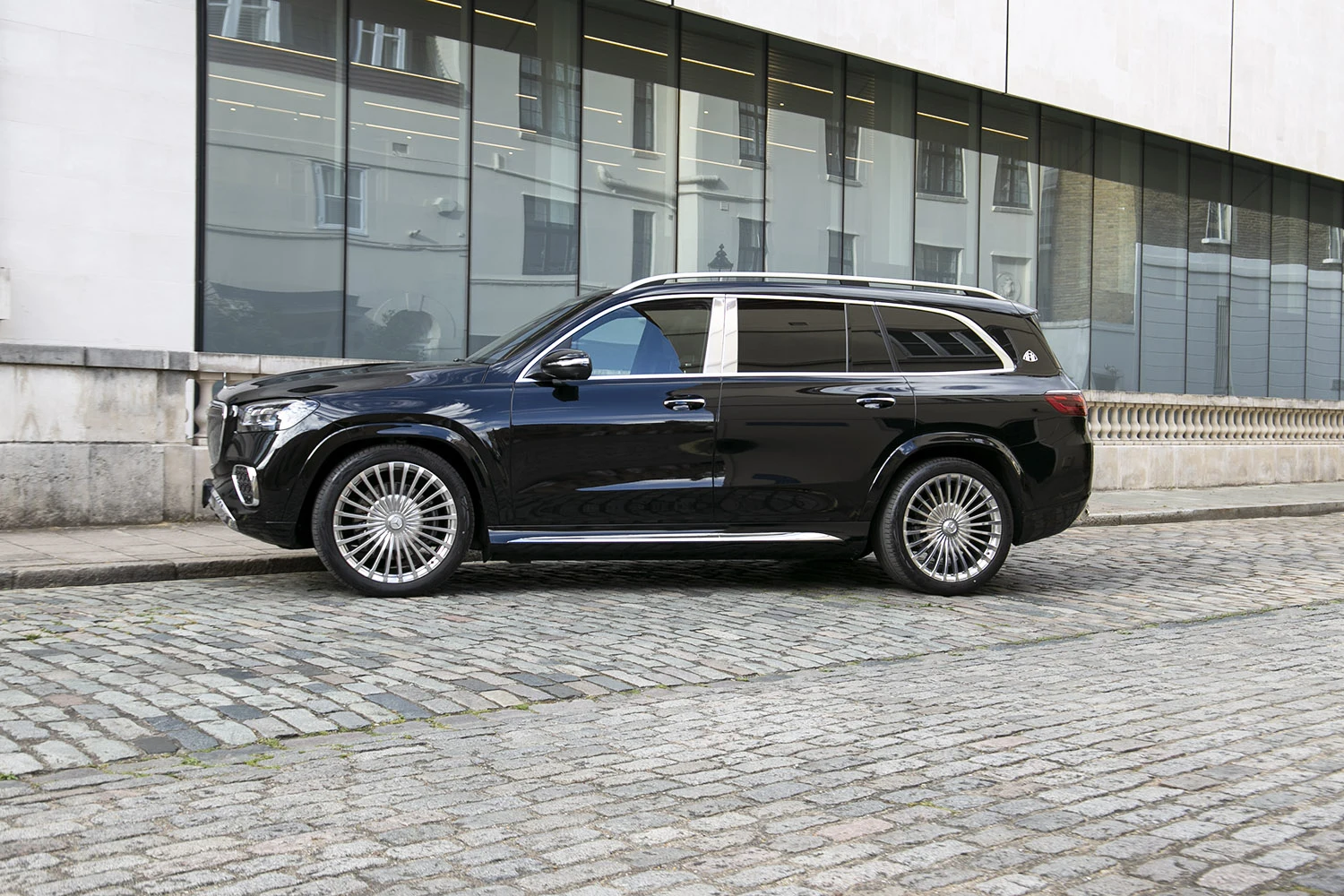 2026 Mercedes-Benz Maybach GLS 600 4MATIC, 6/10