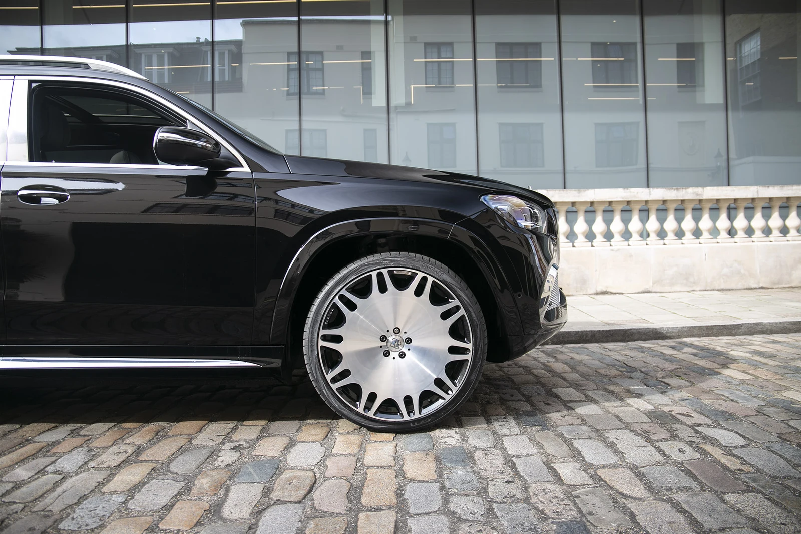 2023 Mercedes-Benz Maybach GLS 600 4MATIC, 9/10