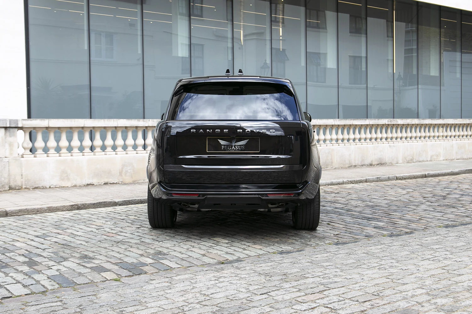 2026 Land Rover Range Rover P530 Autobiography, 10/10
