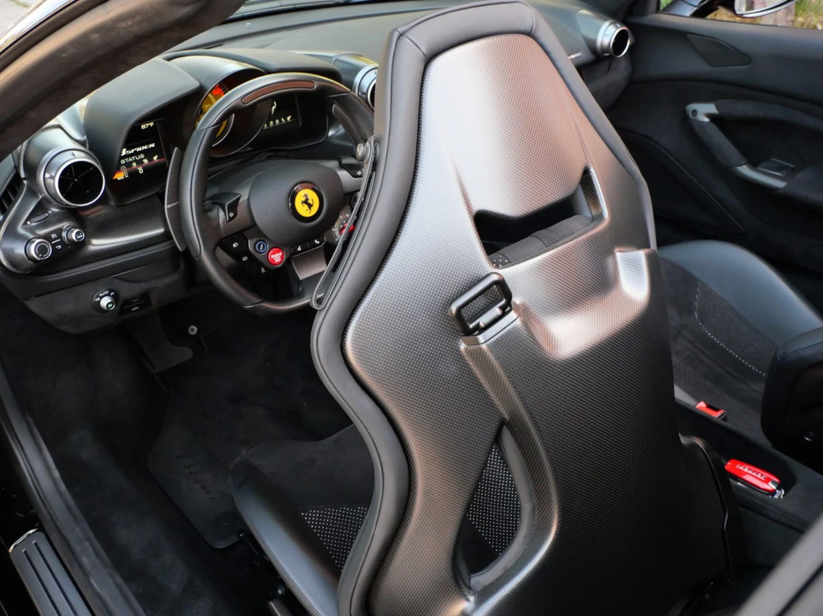 2023 Ferrari F8 Spider, 22/29