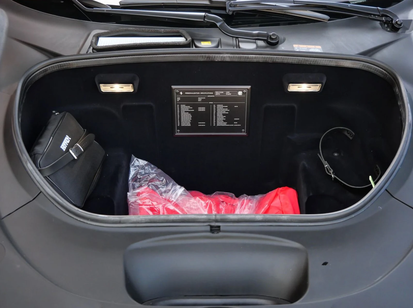 2023 Ferrari F8 Spider, 27/29