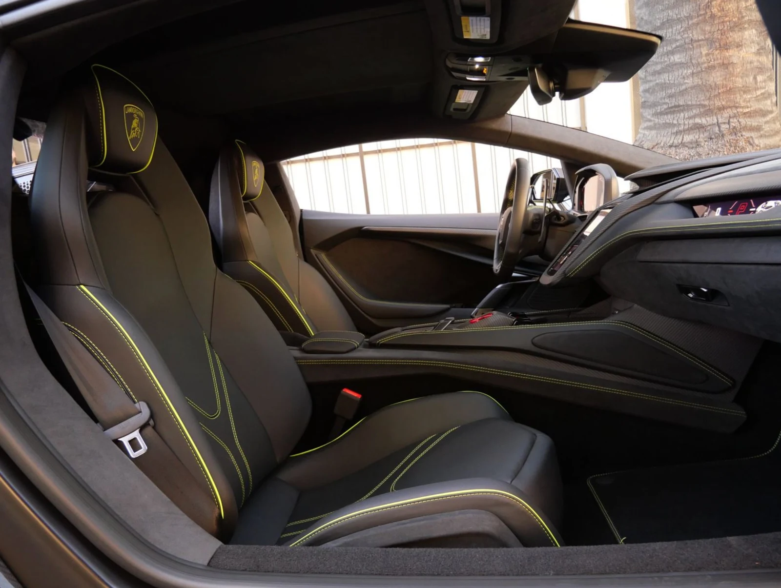 2025 Lamborghini Revuelto, 7/29