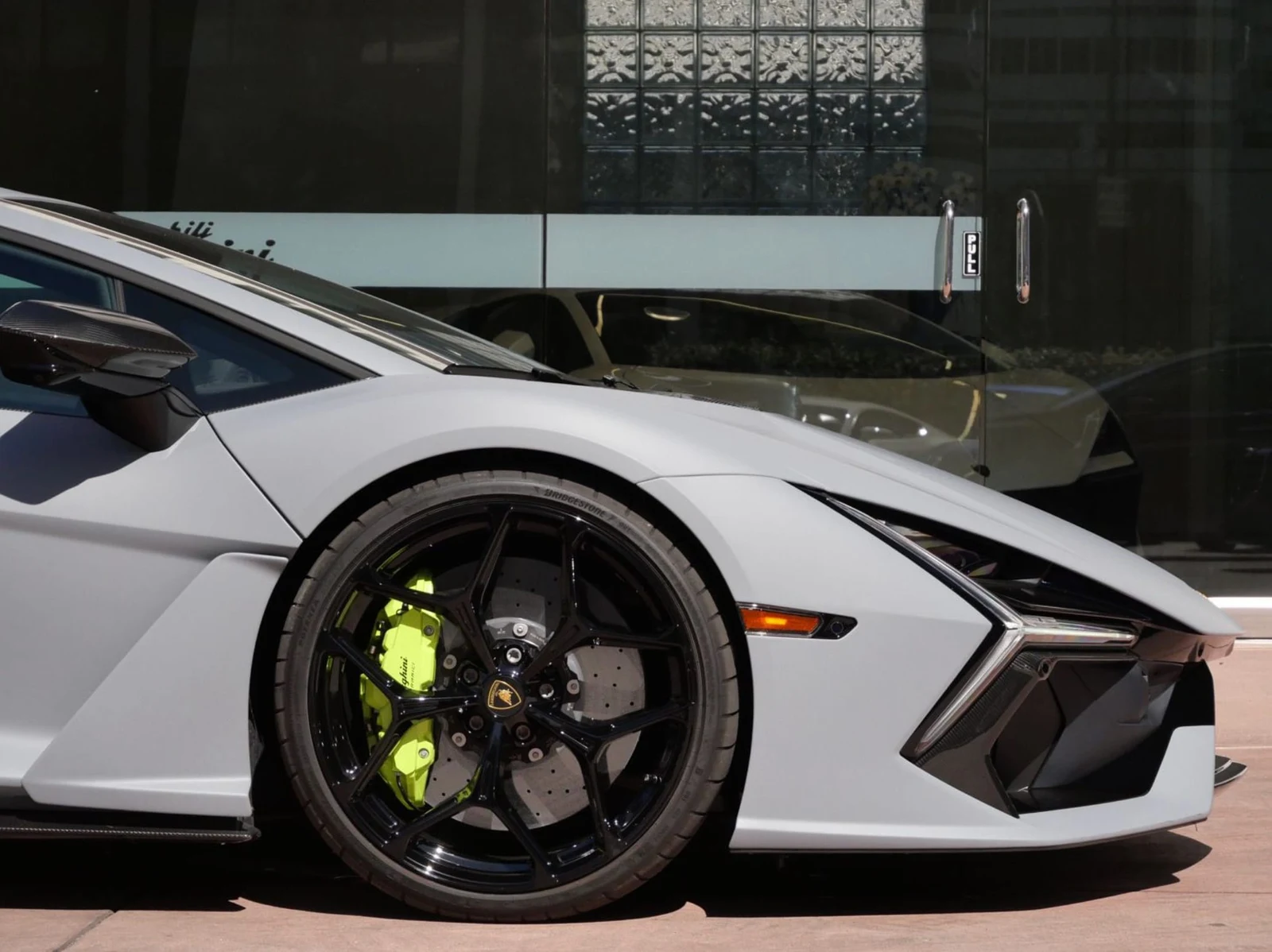 2025 Lamborghini Revuelto, 8/29