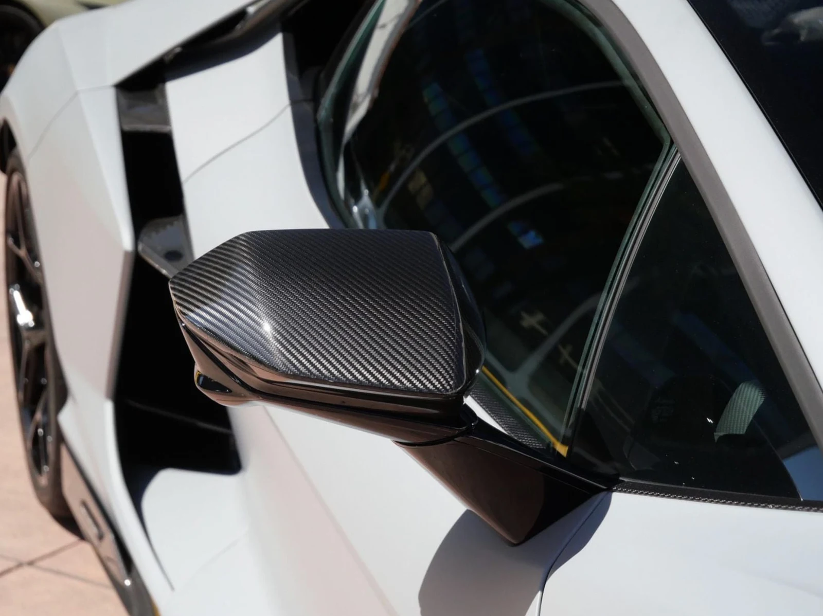 2025 Lamborghini Revuelto, 13/29